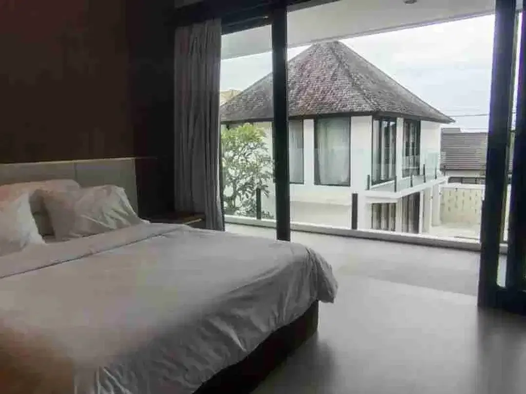 Dijual villa canggu berawa Bali modern tropical style - Image 7 of 7