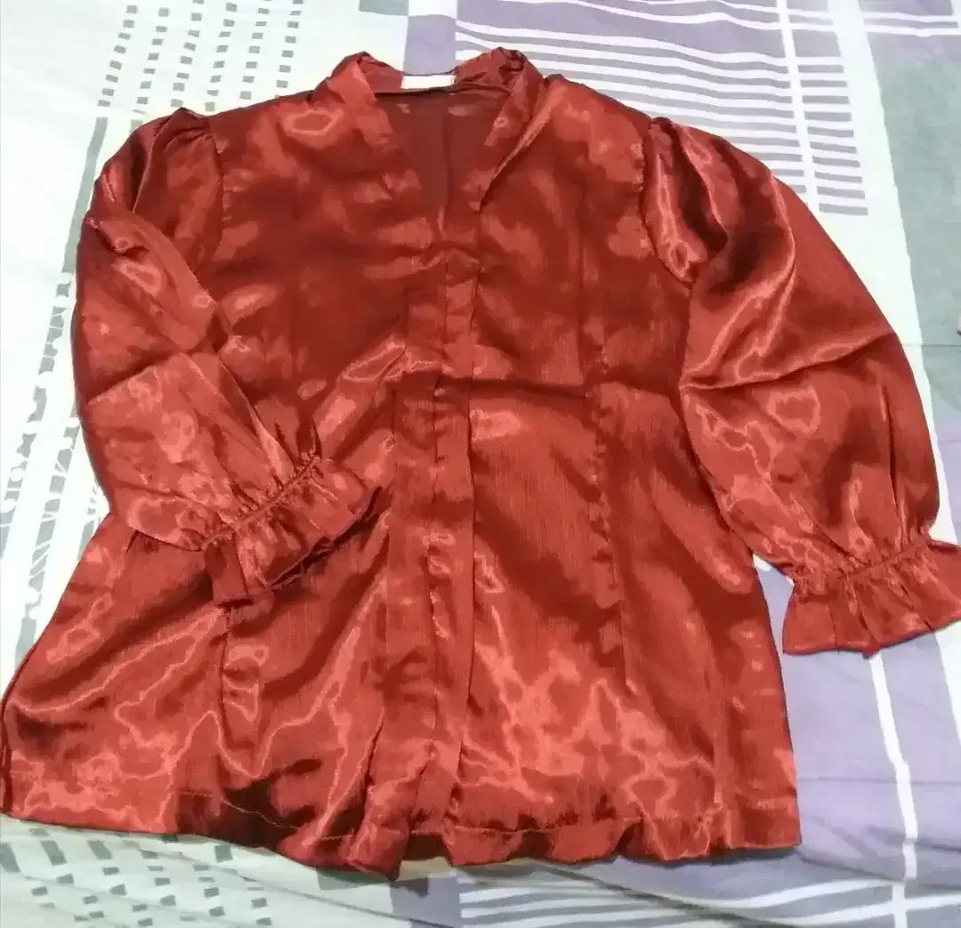 Kebaya Size XXL - Image 2 of 2