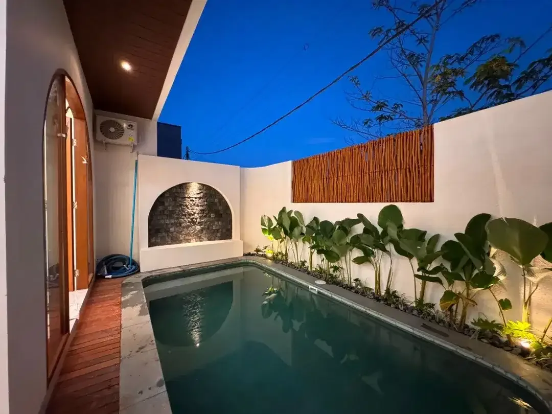 BRAND NEW MODERN VILLA IN BABAKAN CANGGU - Image 3 of 10