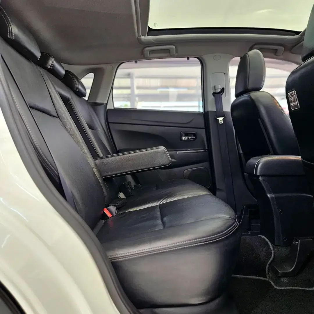 [2018] DP 14jt! Outlander Sport PX Limited 2.0 at 2018 DK LowKM 2017 - Image 7 of 10