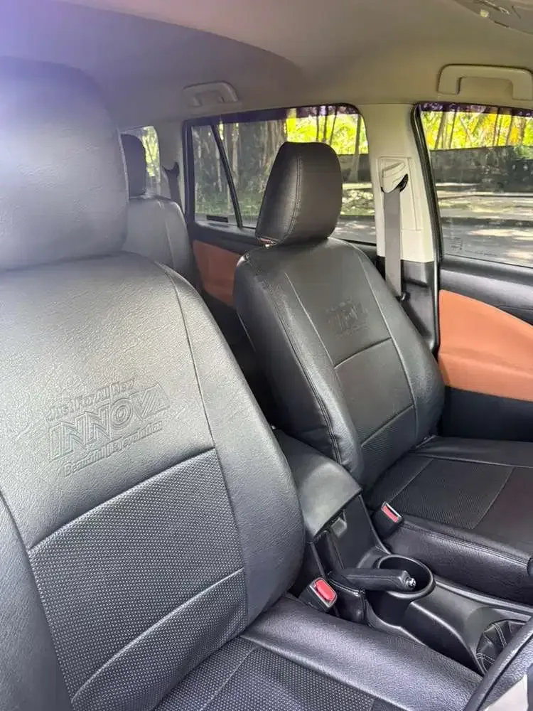 Toyota Kijang Innova 2016 Bensin - Image 3 of 6