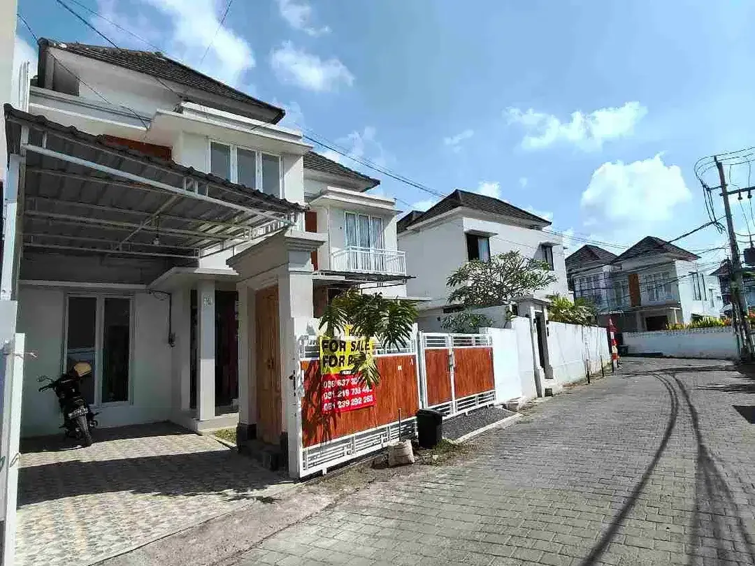 Rumah Minimalis One Gate System dekat Seseh dan Canggu - Image 1 of 10