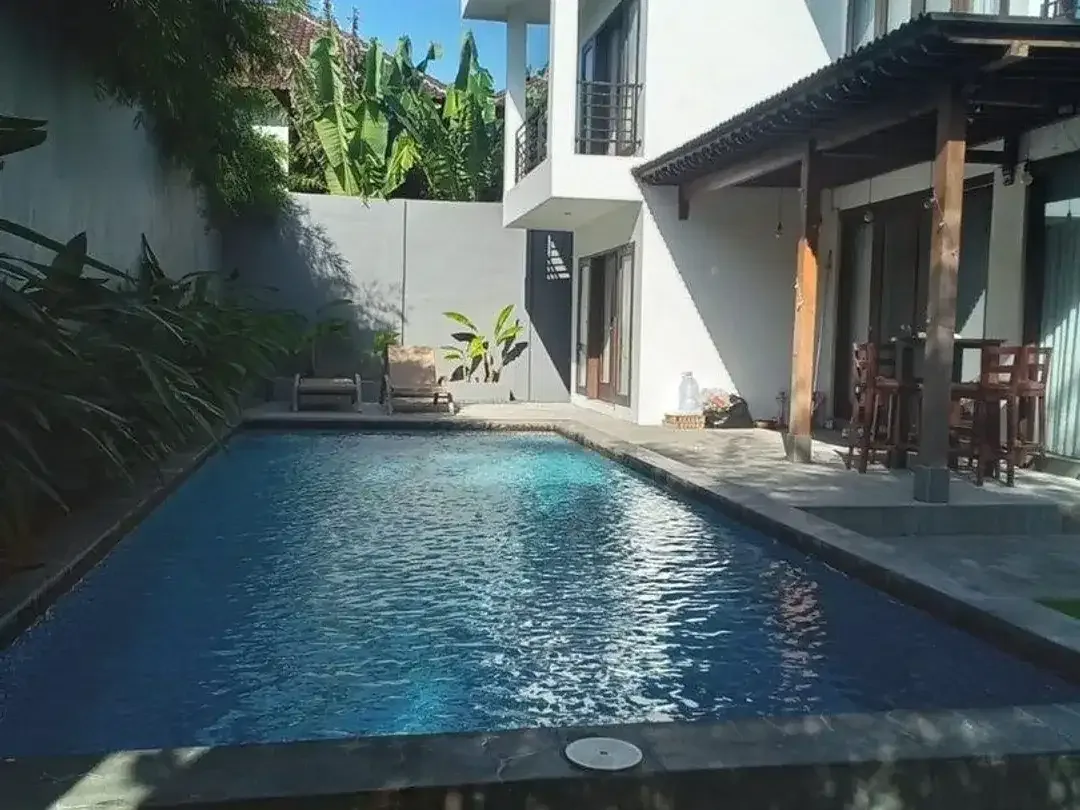 Extra Spacious Villa for Rent at Petitenget Kuta - Image 7 of 9