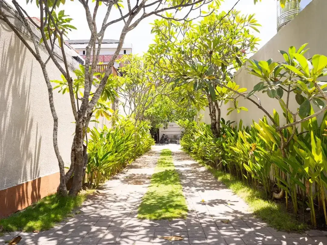 Dijual Villa di area premium Jalan Dewi Saraswati - Image 2 of 10
