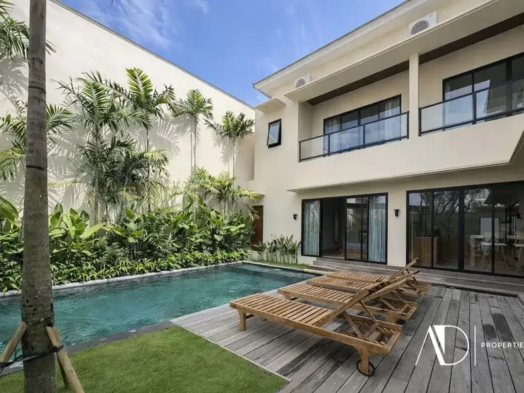 LEASEHOLD | MODERN 4-BEDROOM VILLA NEAR SANUR BEACH - Image 2 of 10