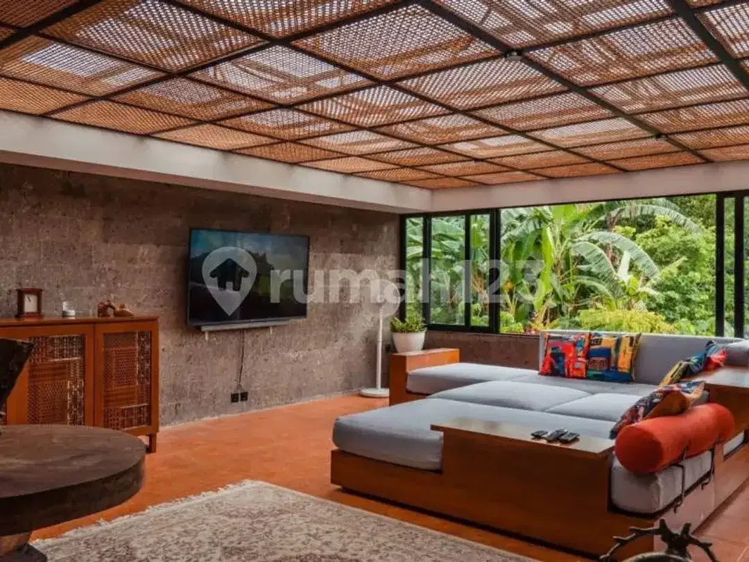 Dijual Villa Mewah Hak Milik Tegal - Cupek, Kerobokan - Bali - Image 5 of 5