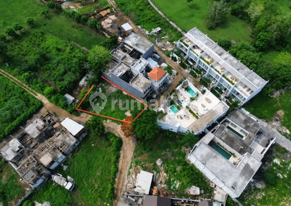 Lahan di Bingin Pecatu - Lingkungan Villa 400M2 - Image 3 of 4