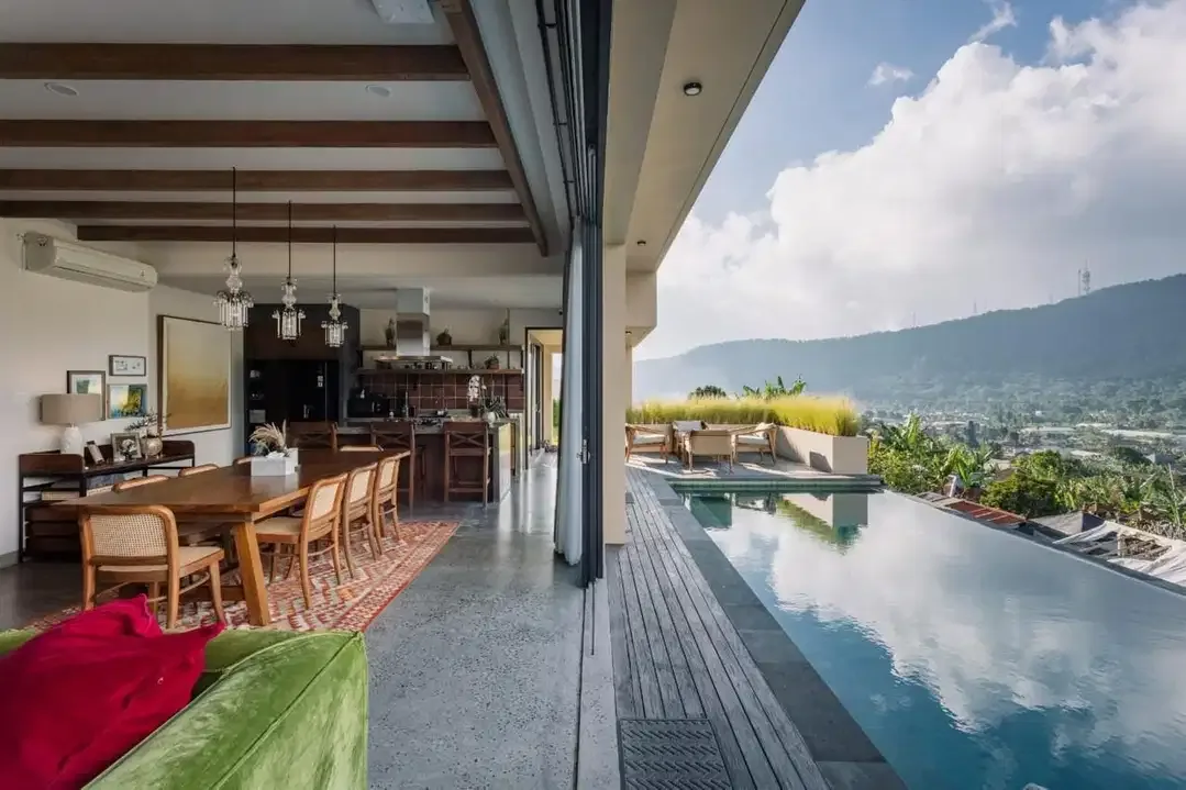 VILLA MEWAH 4BR SUASANA ALAMI SANGAT MEWAH TENANG DI BEDUGUL BALI - Image 2 of 10