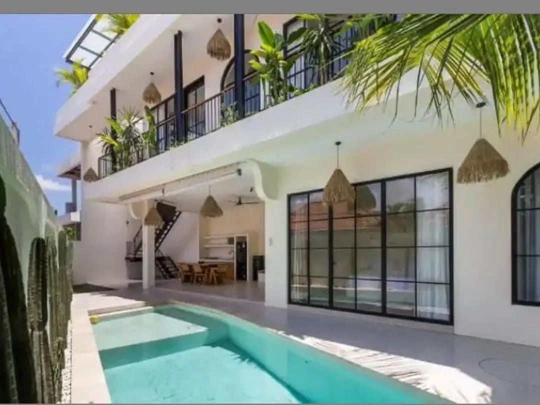 Villa Contemporar Berawa Canggu Bali - Image 1 of 10
