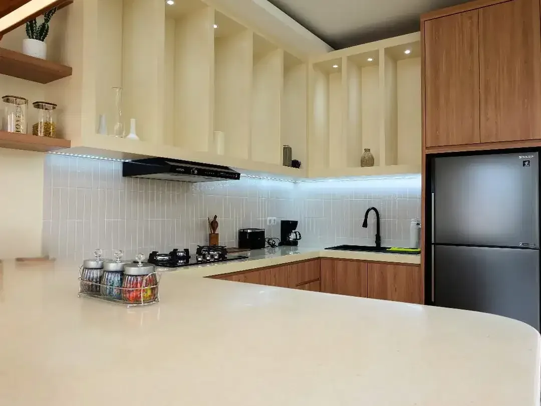 Dijual Villa 2 Lantai 3 Kamar Tidur Di Ungasan - Image 4 of 9
