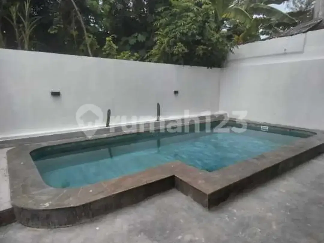 Investasi Cuan! Villa Brand New Nusa Dua - Beli 1,7 M, Sewa 16 Jt/Bulan! - Image 2 of 9