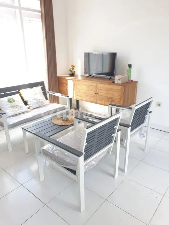 A Villa Full Furnished Ada Kolam Renang di Sawangan - Image 4 of 4