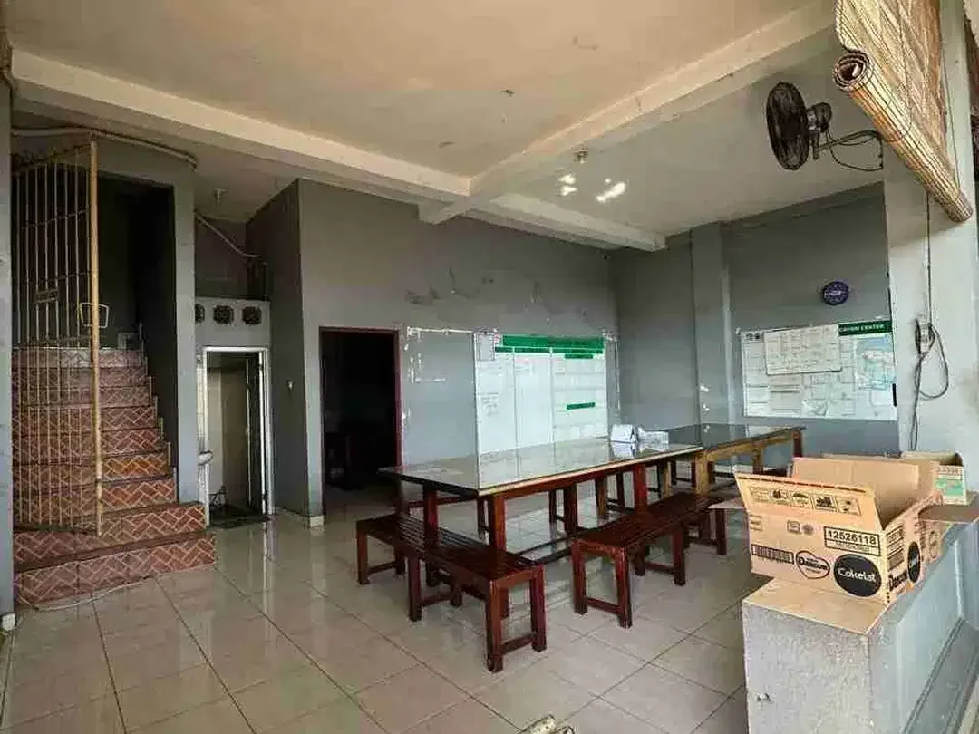 Gudang akses tronton Raya A Yani Singaraja Bali - Image 5 of 10