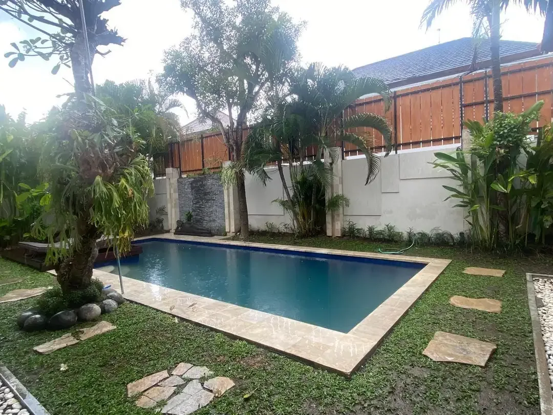 Sewa Villa Luas di Petitenget - Image 3 of 6