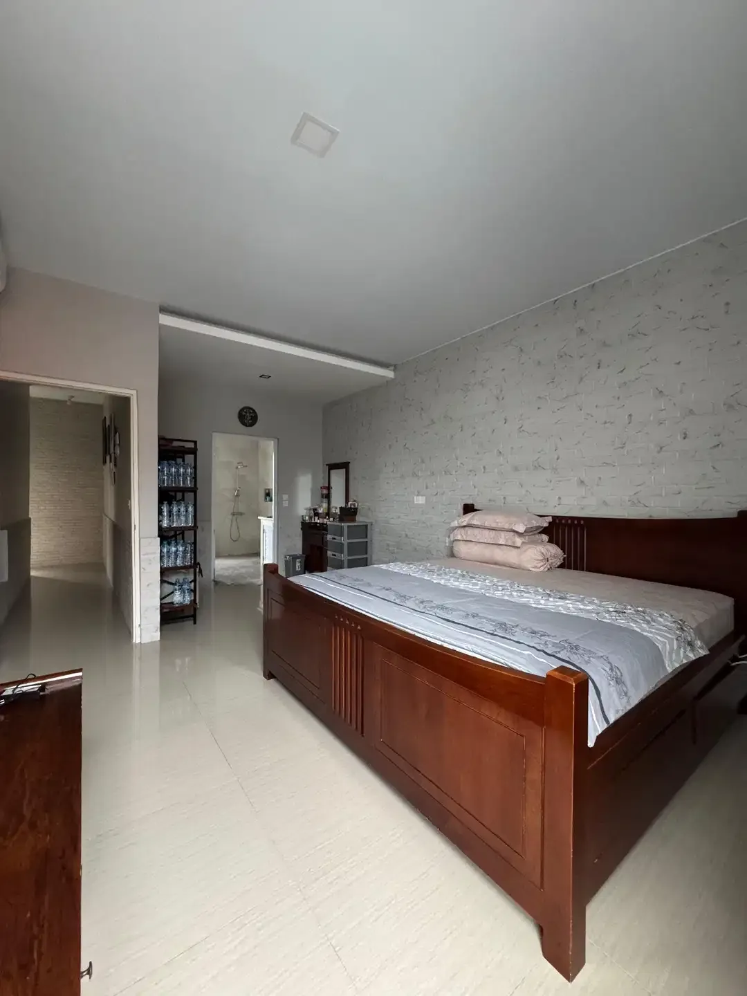 FOR SALE HUNIAN BAGUS READY UNIT 3 BR LOKASI KEROBOKAN PREMIUM - Image 8 of 9
