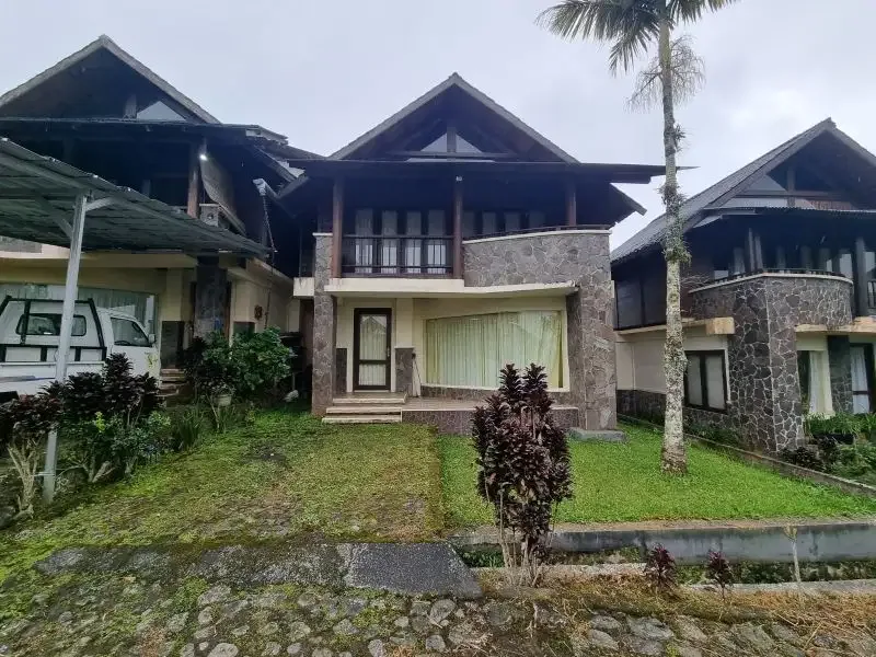 jual Villa   Cantik di daerah Wisata Bedugul udara sejuk nyaman - Image 2 of 10
