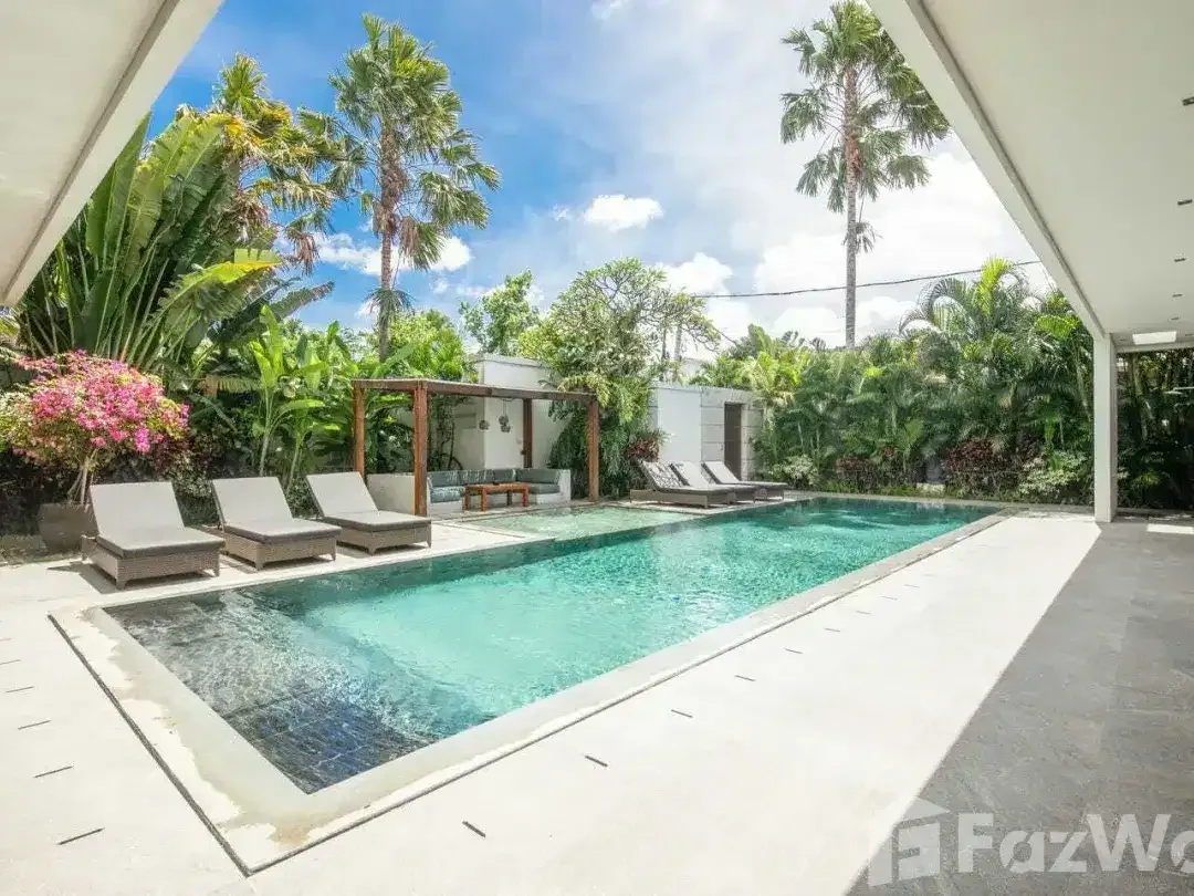5 Bedroom Villa for sale in Berawa, Bali - Image 2 of 10