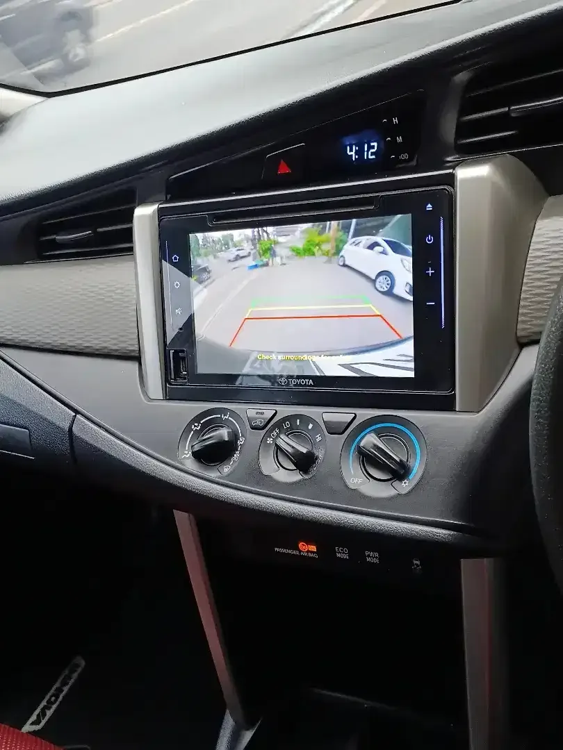 INNOVA NEW MODEL MATIC BENSIN SUPER ISTIMEWA SIAP PAKAI - Image 5 of 10