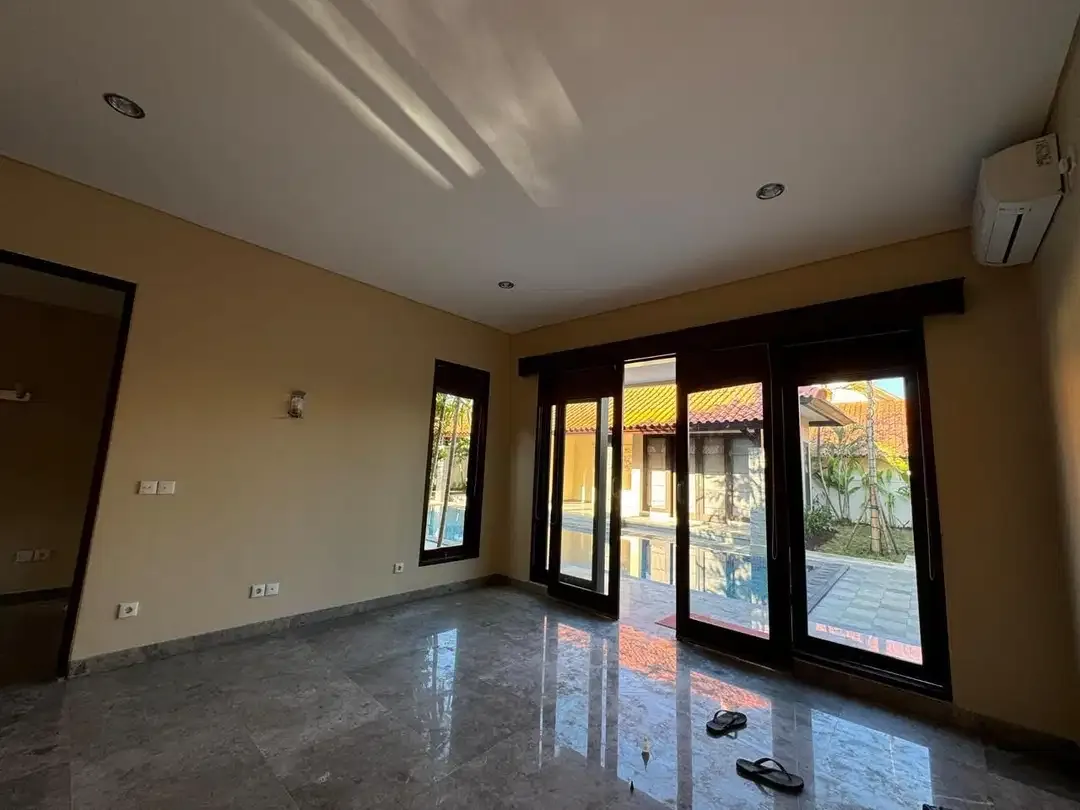 DIJUAL VILLA BALINESE STYLE NUSA DUA BALI - Image 10 of 10