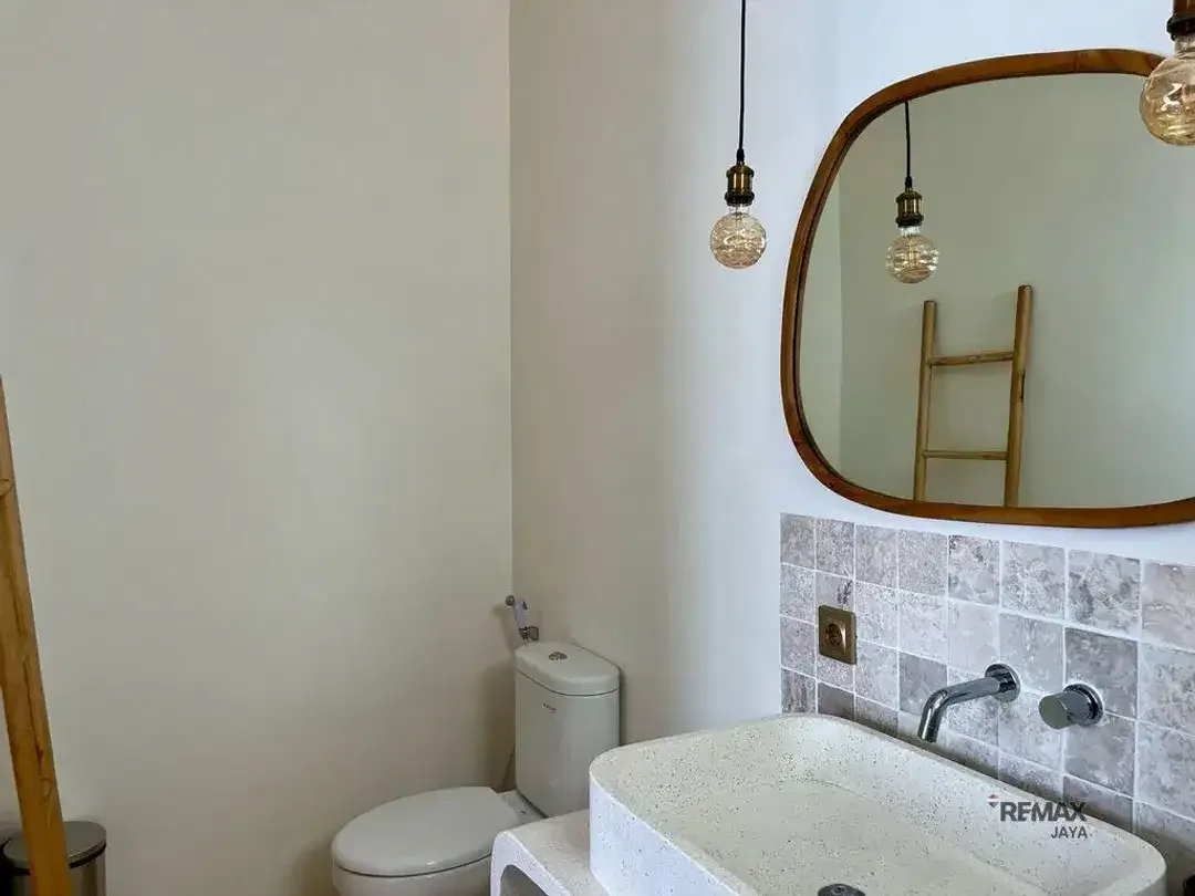 Peaceful 1-Bedroom Apartment For 25-Year Leasehold In Canggu - Image 8 of 8