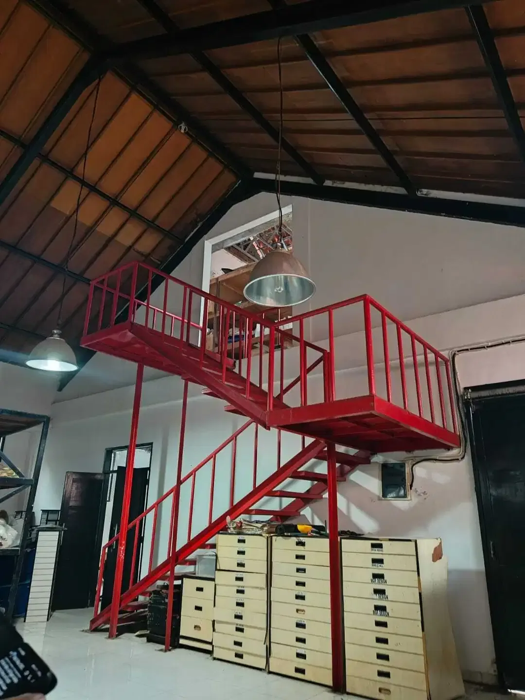 FOR SELL GUDANG DAN KANTOR 2 LT SANGAT LUAS DI RENON PUSAT KOTA BALI - Image 5 of 9