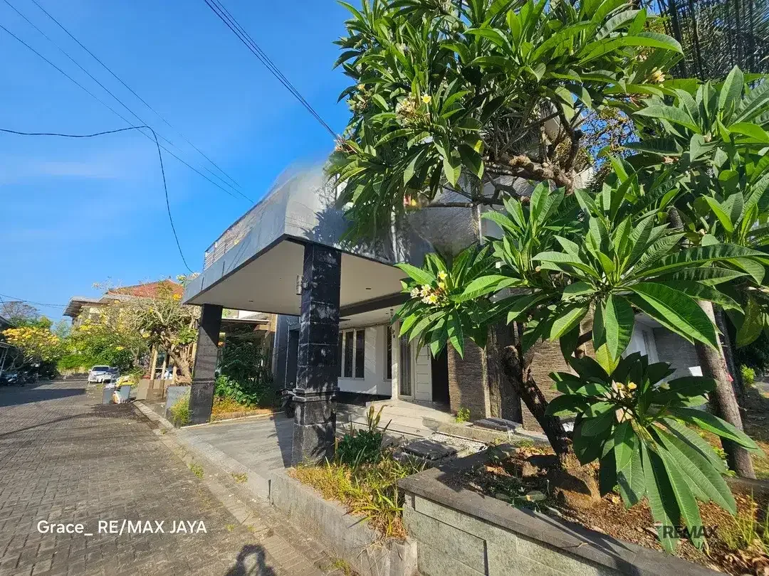 Rumah Modern 3+1 Bedroom Dijual, di Area Denpasar Selatan - Image 9 of 10