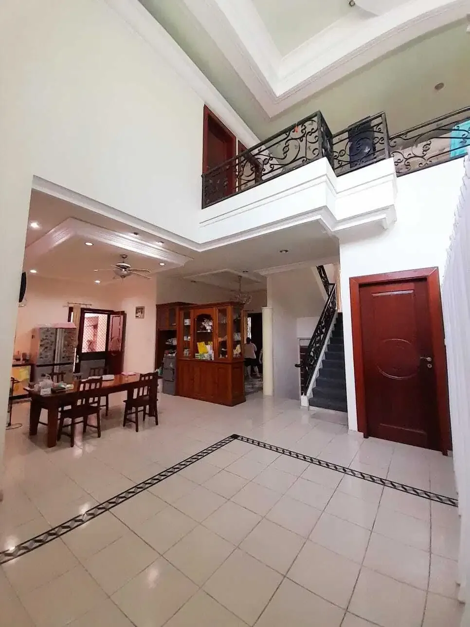 JUAL RUMAH MEWAH DALAM KOMPLEKS ELITE DI DENPASAR - Image 4 of 10