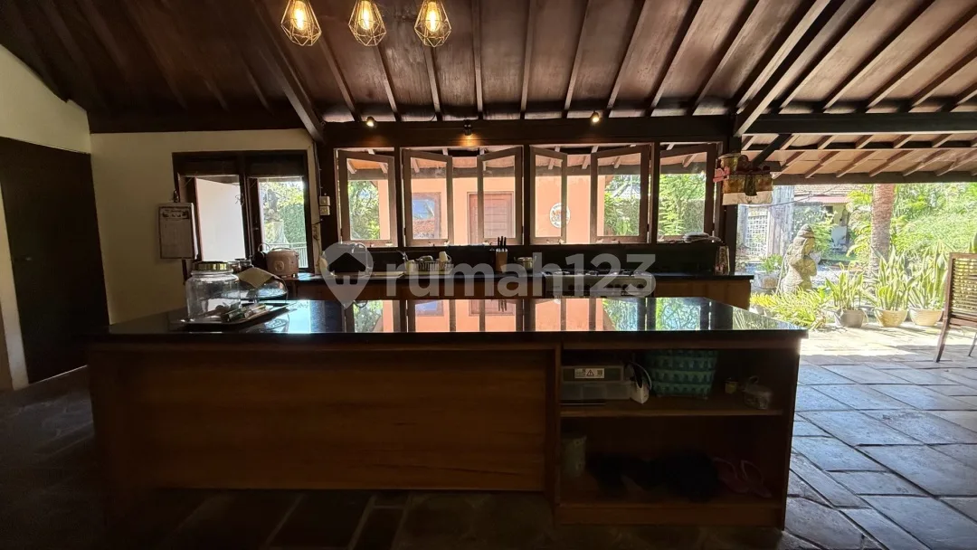 Villa Hanya 2 Menit ke Pantai Saba Dekat Rumah Sakit Kasih Ibu - Image 3 of 4