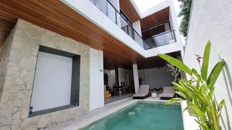 Dijual Villa Freehold Lokasi Strategis di Seminyak - Image 6 of 10