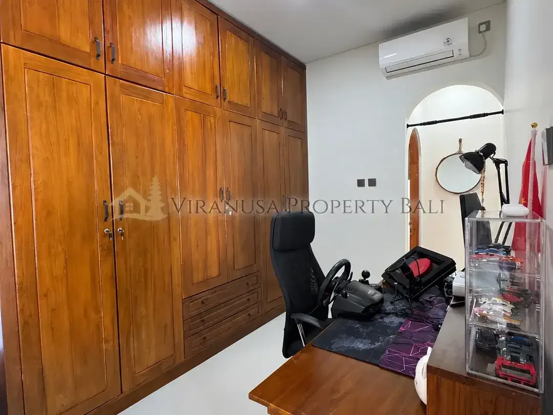 Fully Furnished 2-Bedroom Villa with Rooftop in Nusa Dua - Image 8 of 10