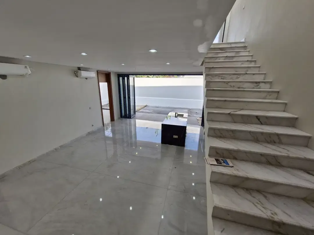 VILLA LUXURY DALAM KOMPLEKS BARU DI UMALAS - Image 4 of 10