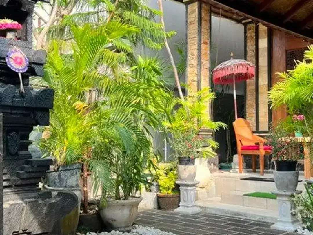 Rumah Villa Full Furnished 4 Kamar Tidur Disewakan di Denpasar Barat - Image 4 of 10