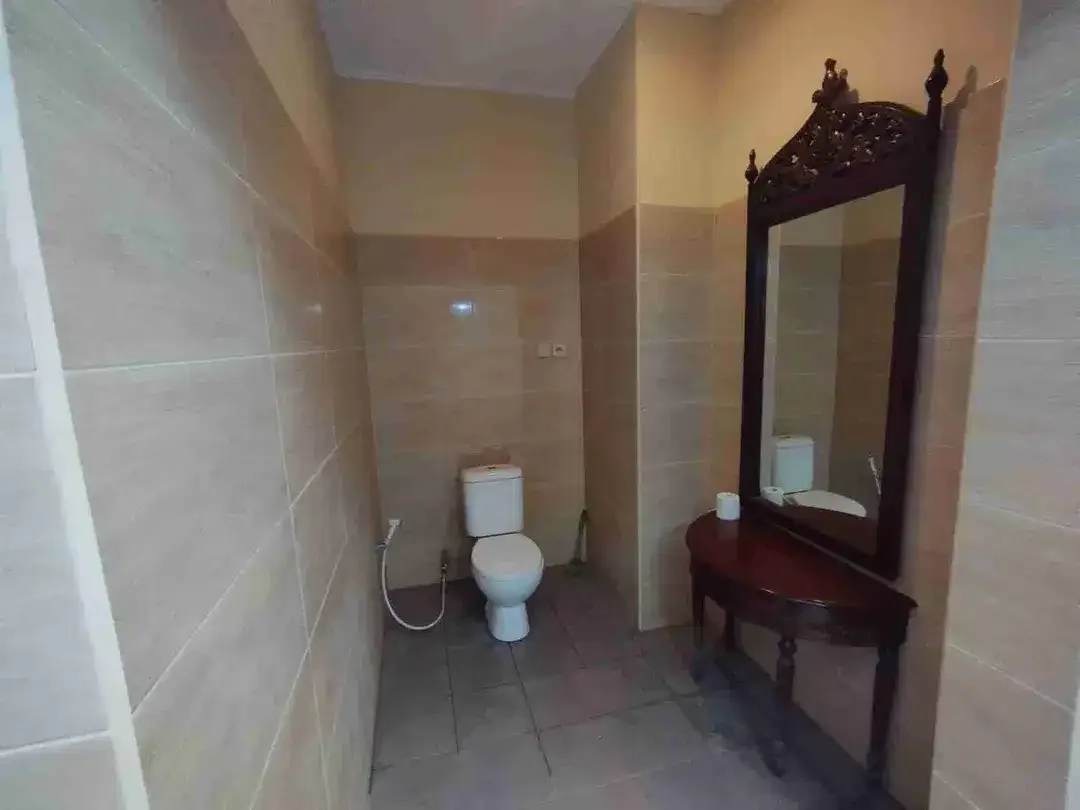 DIJUAL CEPAT RUMAH LOKASI SEMER KEROBOKAN / Kuta utara - Bali - Image 6 of 10