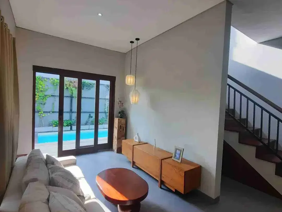 Villa minimalis 2 lantai 3 kamar big pool di Perum Terrace Paviliun Jimbaran. - Image 7 of 8