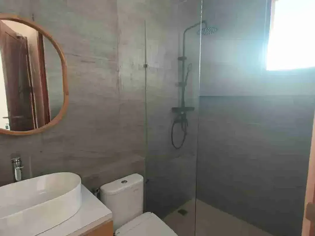 Disewa Rumah Semi Villa Furnitur Lengkap dengan Desain Modern - Image 10 of 10