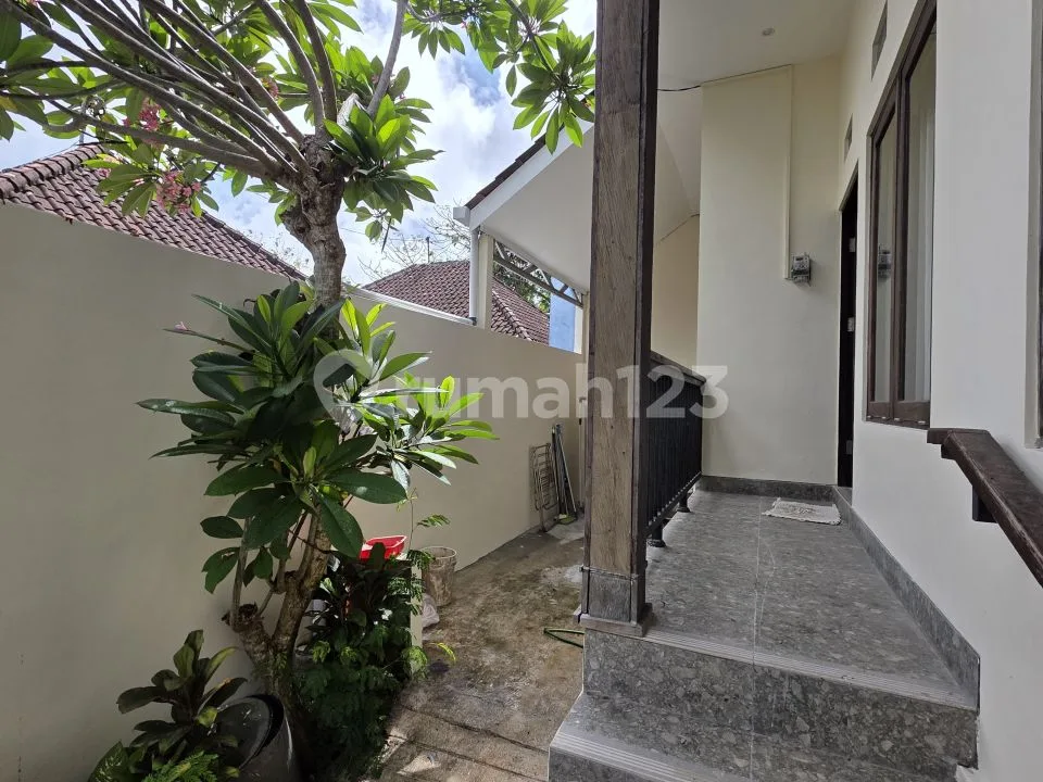 Rumah Terawat Siap Huni Fully Furnish Di Ungasan - Image 2 of 4