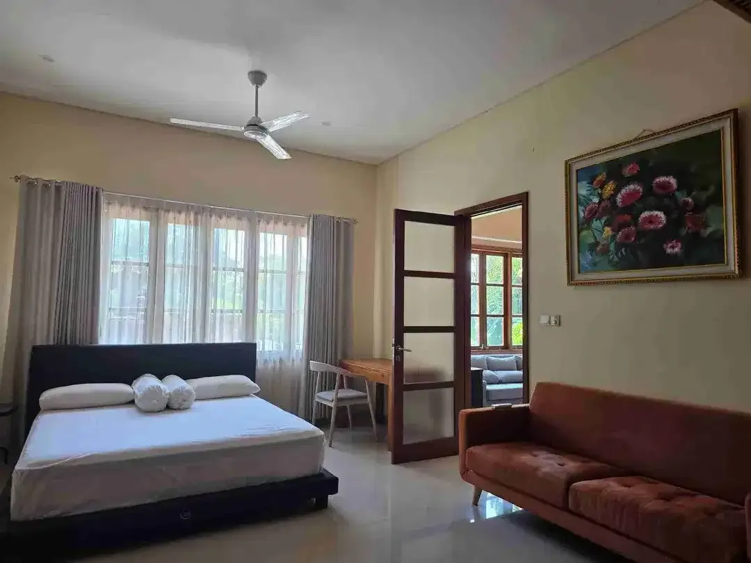 Villa modern style dekat tegenung Waterfall dijual murah di Sukawati Gianyar - Image 8 of 10