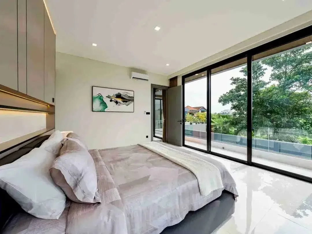 DIJUAL VILLA MEWAH, BERAWA, CANGGU,KUTA UTARA - Image 5 of 10