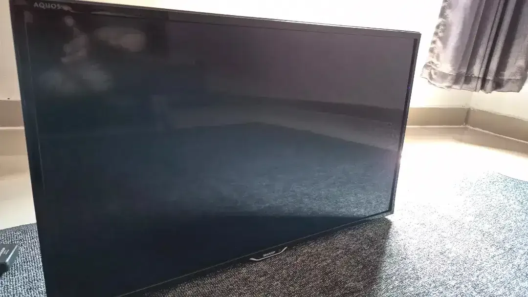 Tv sharp 24 in ori - Image 2 of 3