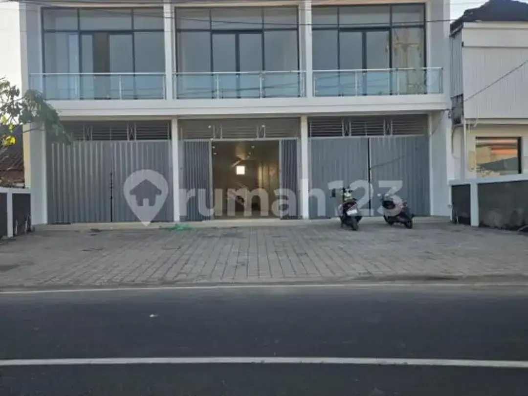 Dijual Ruko 3 Lantai Siap Pakai Strategis di Denpasar Utara - Image 10 of 10