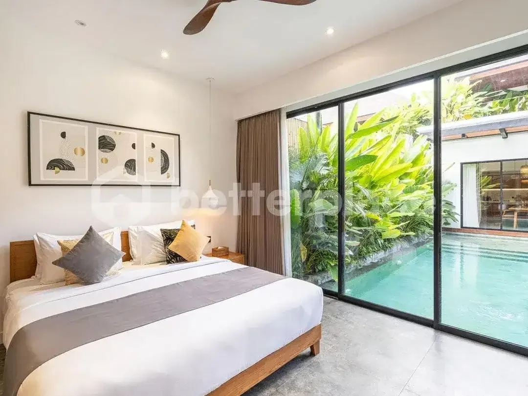 Luxury 4 Bedroom Villa in Canggu – 3 Minutes to Batu Bolong Beach | Prime Investment Opportunity - Image 10 of 10