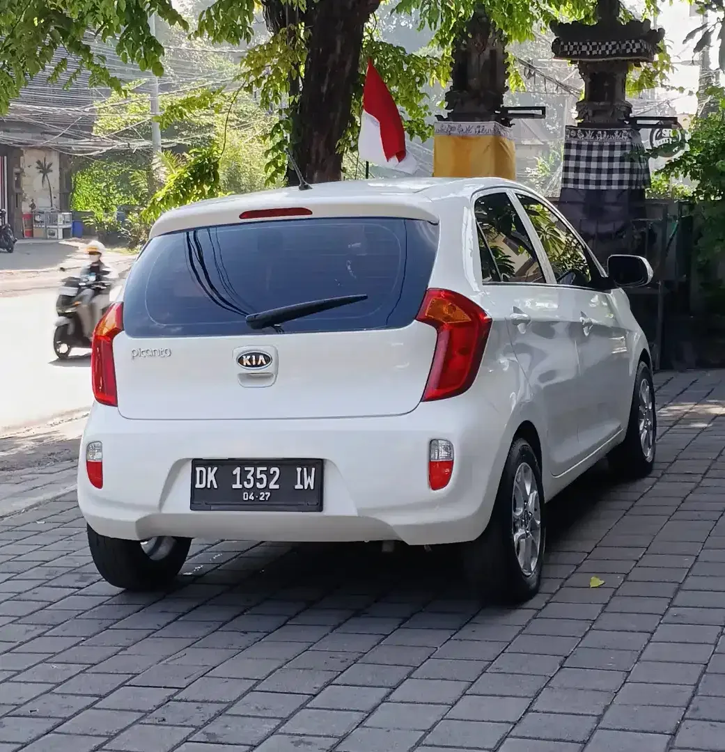 KIA PICANTO SE NEW MODEL AUTIMATIC ASLI BALI SIAP PAKAI - Image 4 of 9