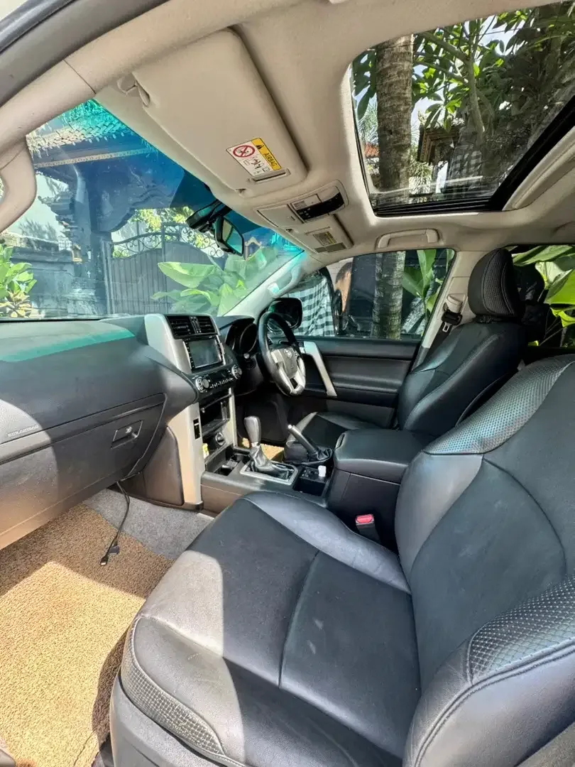 Toyota Land Cruiser 2013 Bensin - Image 7 of 10