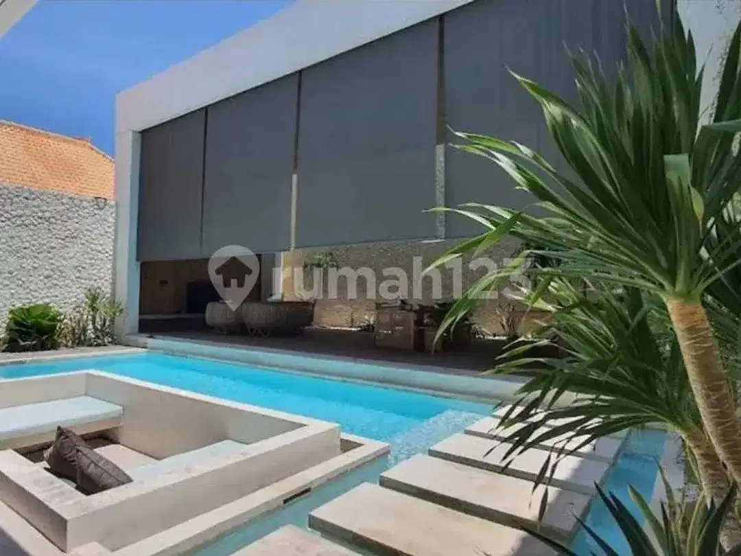 FOR SALE AMERICAN STYLE VILLA IN CEMAGI - Image 4 of 5
