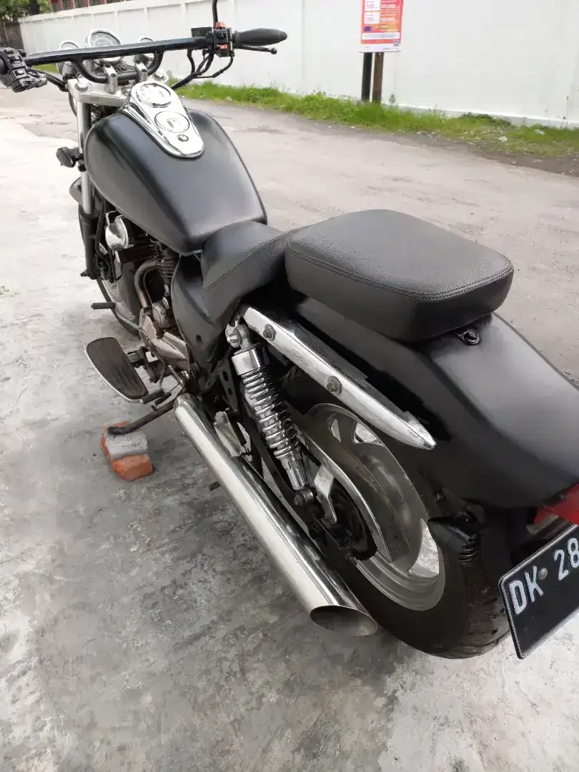 Moge 150Cc 2002 - Image 3 of 4