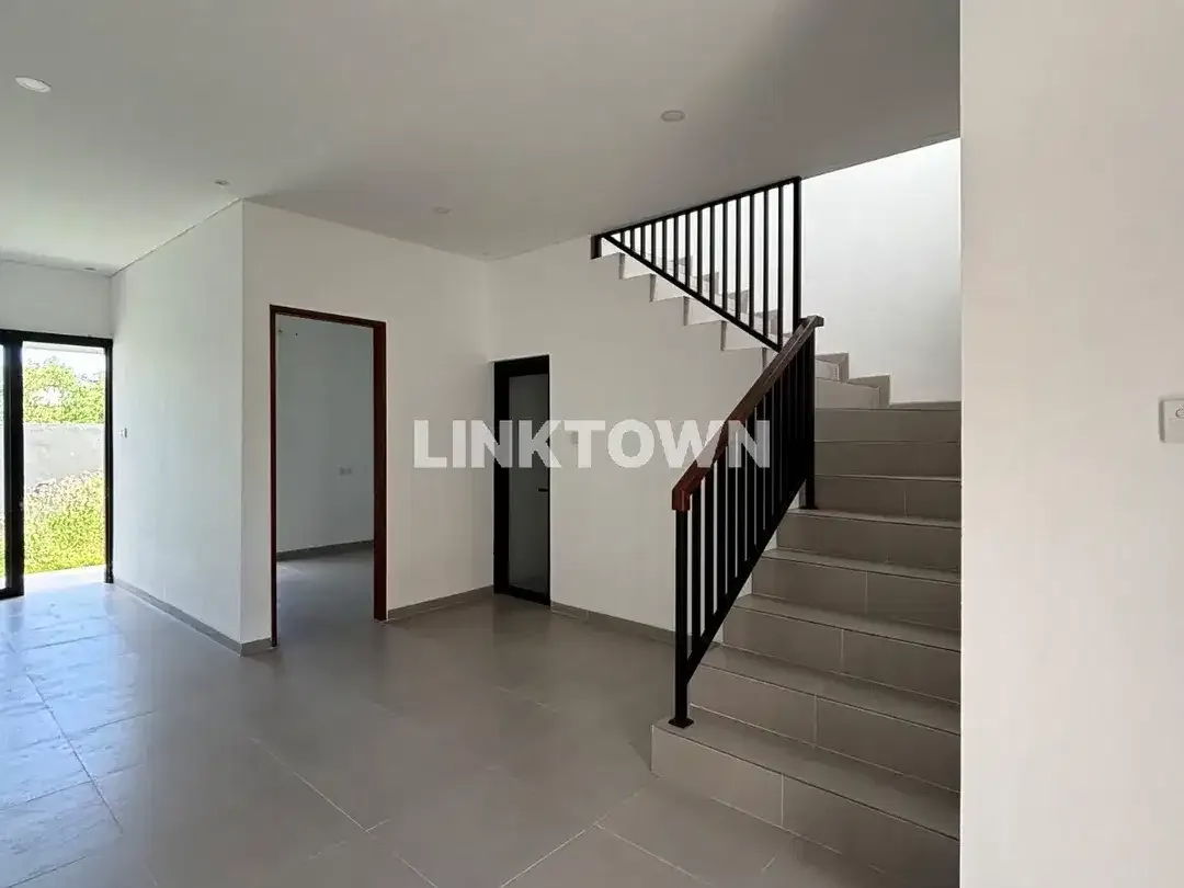 Dijual rumah modern tropis siap huni lokasi sangat strategis terletak di Jalan Saridana, Denpasar - Image 6 of 9