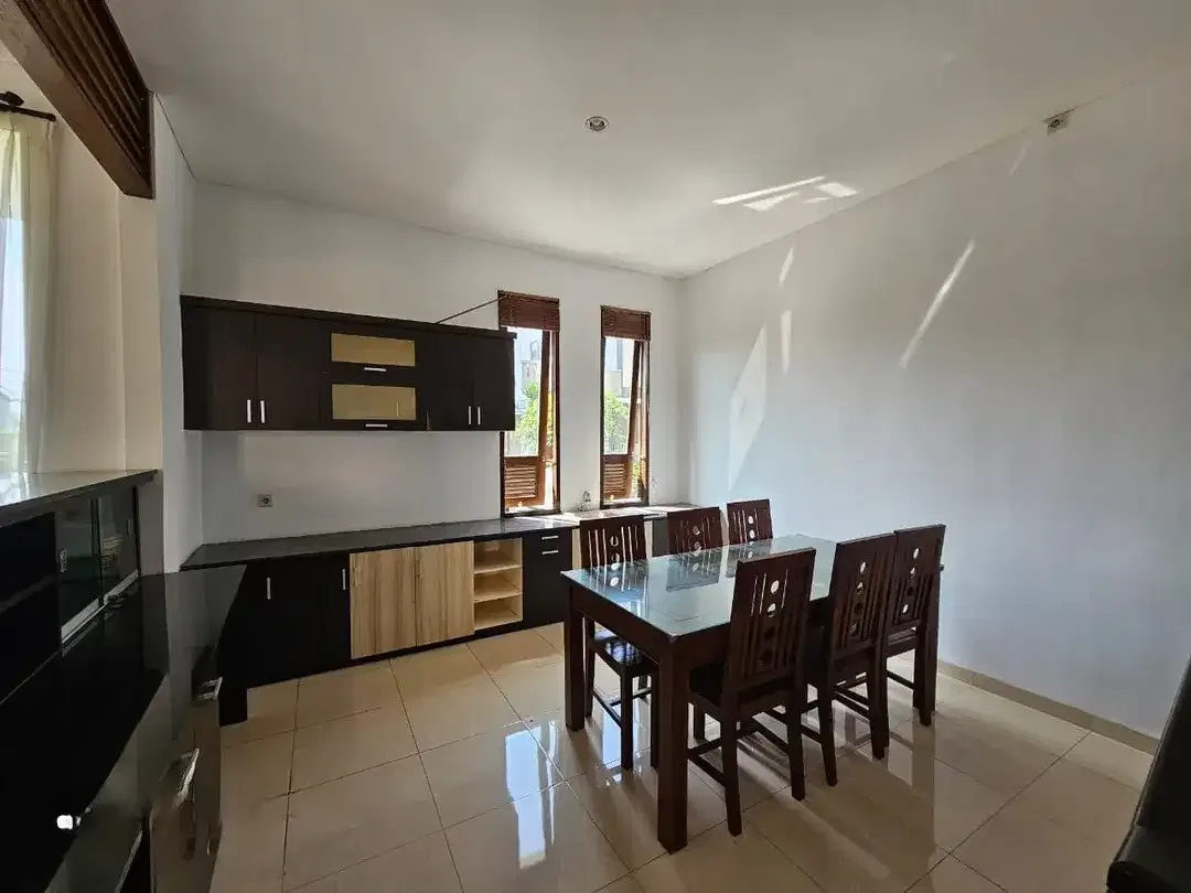 Dijual Rumah Furnished di Taman Giri Jimbaran - Image 4 of 10