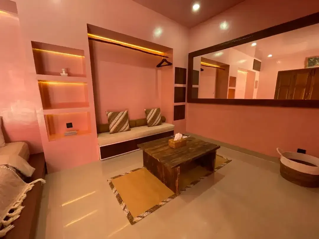 15-Year Leasehold Stunning Fully Furnished Villa in Prime Jimbaran Location, Just Minutes to the Beach - Image 7 of 10