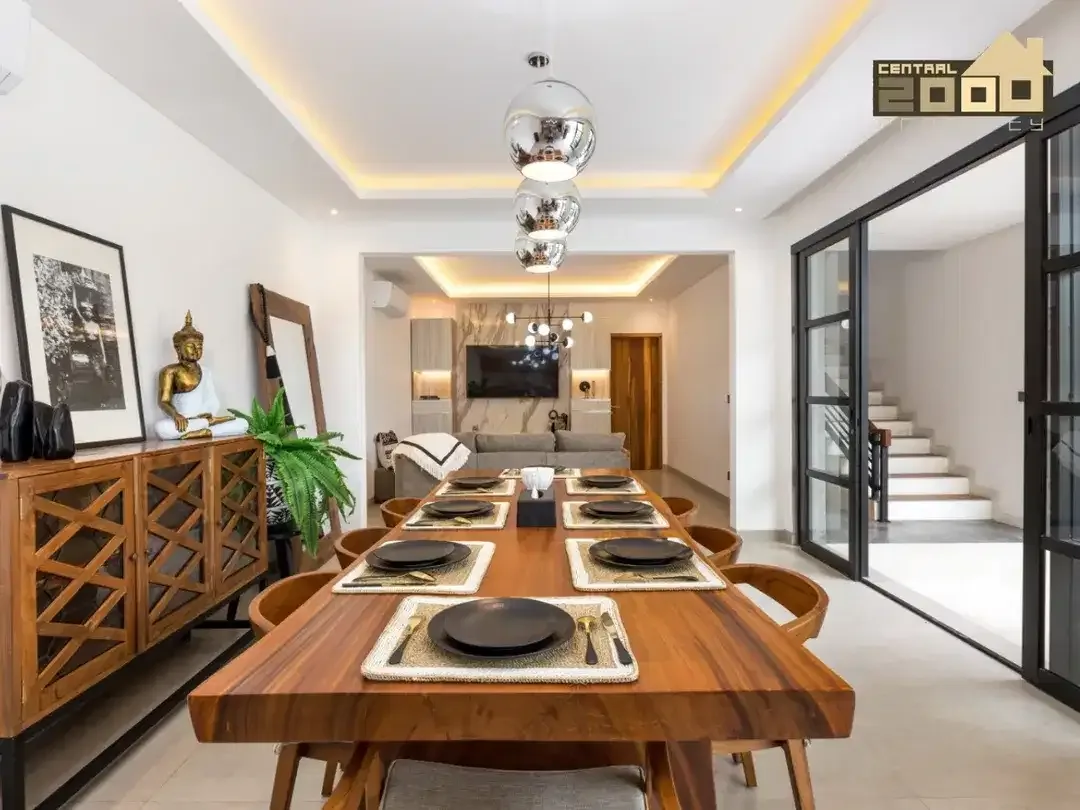Modern Tropical Villa for Sale & Rent, Tumbak Bayuh, Pererenan - Image 3 of 10
