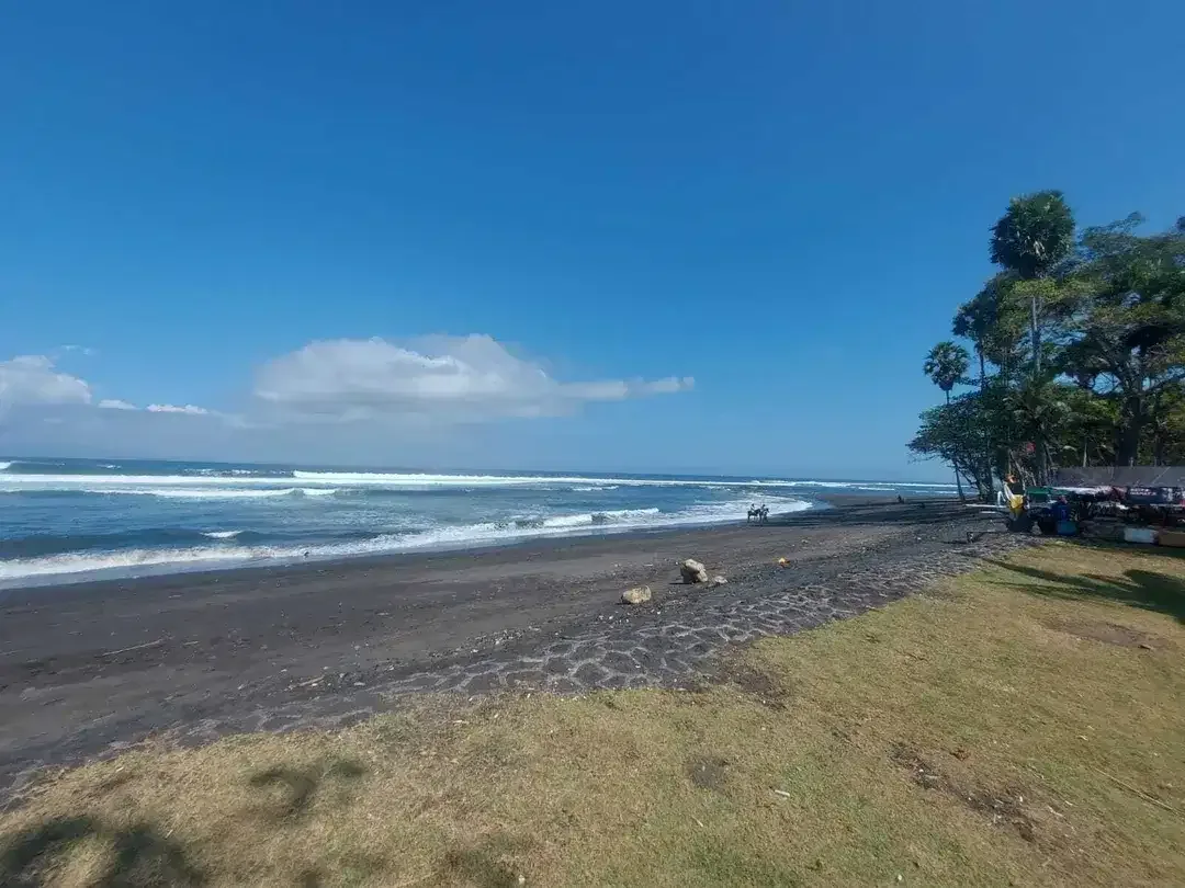 Dijual tanah kavling Premium Beach Front dan View Laut di Gianyar - Image 10 of 10